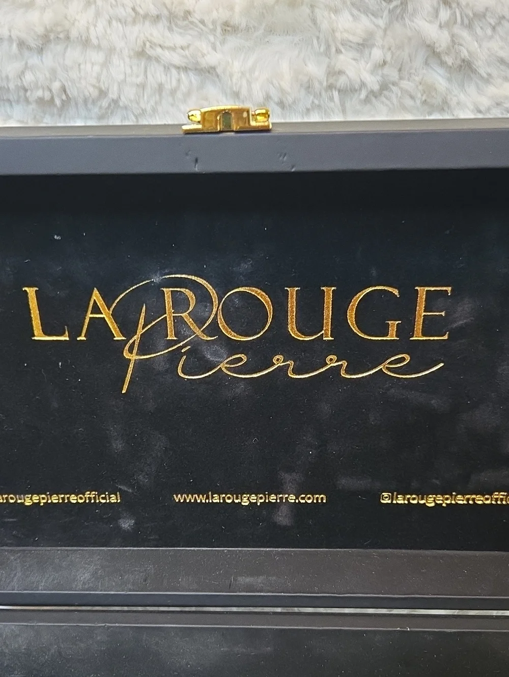 La Rouge Pierre Regenerative Face Neck & Decollete Mask - Black & Gold